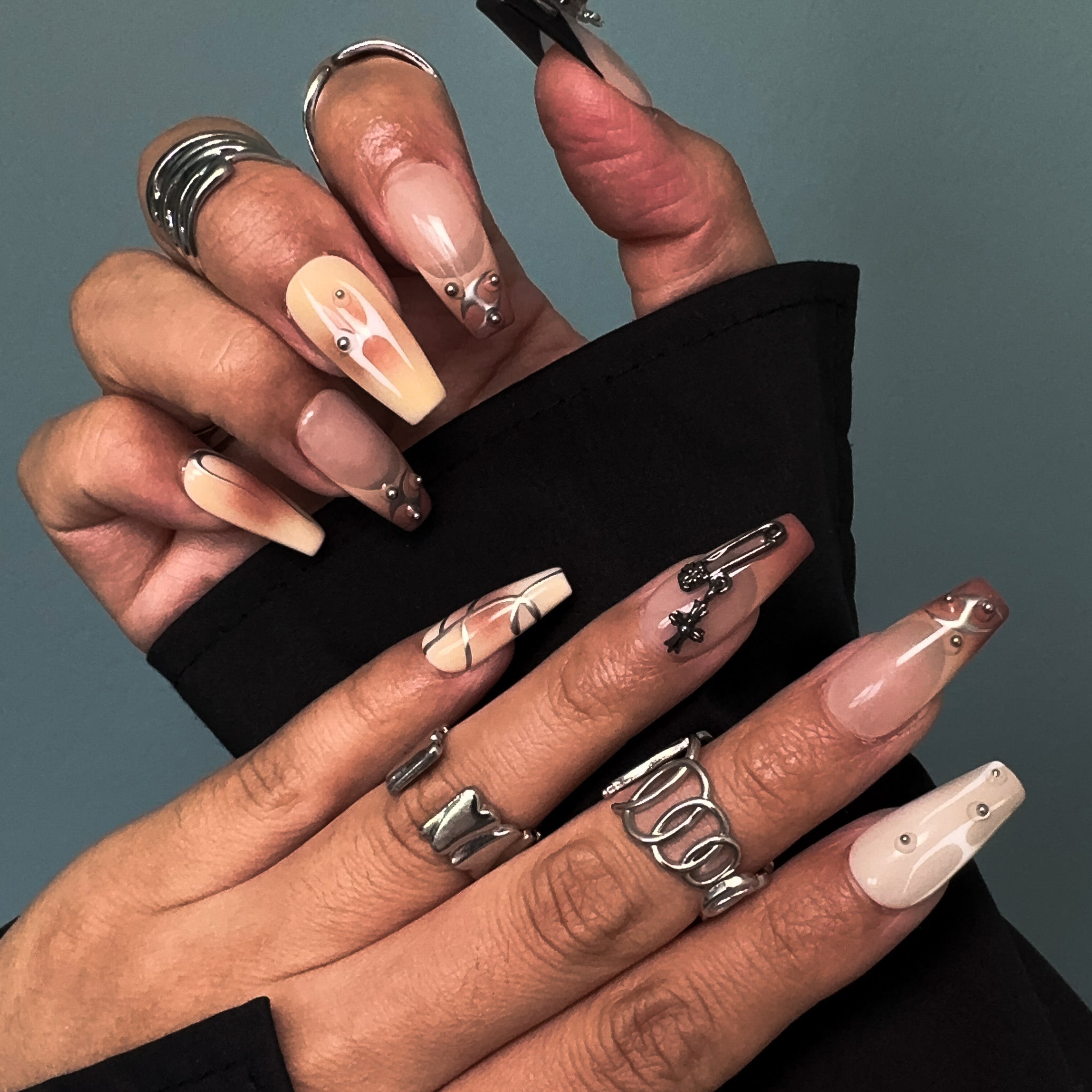 NAYL - PUNK ELEGANCE - 10PCS Medium COFFIN Handmade Press On Nails Reusable Metallic 3D Gel Jewel Pattern Ombre French